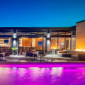 Dining in Luxury: Private Pools in St. Louis, Missouri
